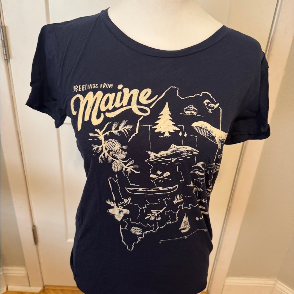 JCrew Navy Graphic Tee with Maine Print